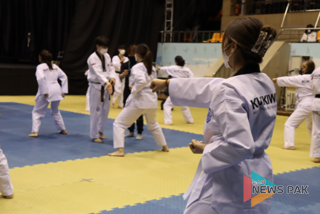 모국 태권도 체험