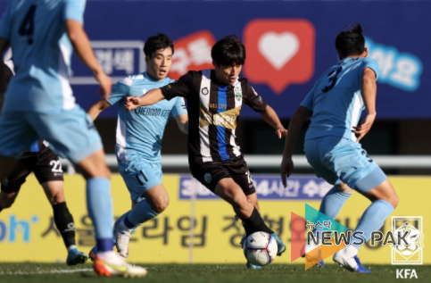 K3리그 MVP 김포 정의찬, 작지만 강하다