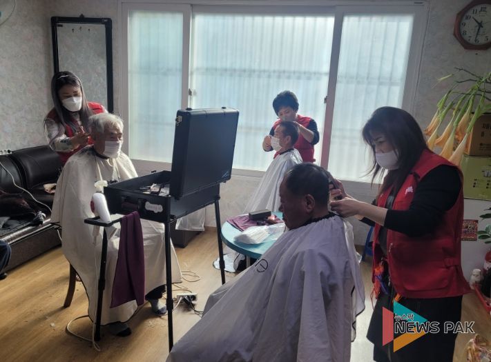 대한미용사회중앙회 안산 상록구지부, 어르신 대상 미용 재능기부