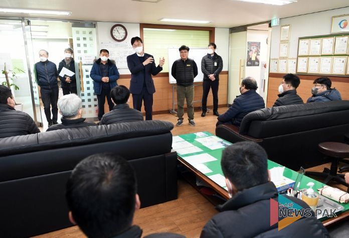 이민근 안산시장, 버스업체 방문해 운수종사자 격려