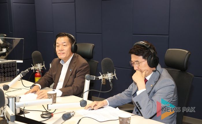 수원특례시의회 김기정 의장,  추석을 맞아“전통시장 많이 이용해달라” 당부