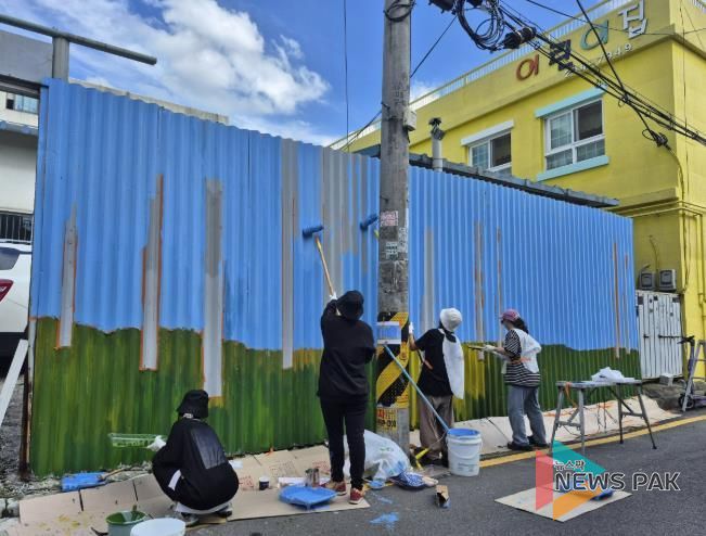수원시 장안구 연무동 마을만들기협의회, 벽화 통해 밝은 골목길 조성