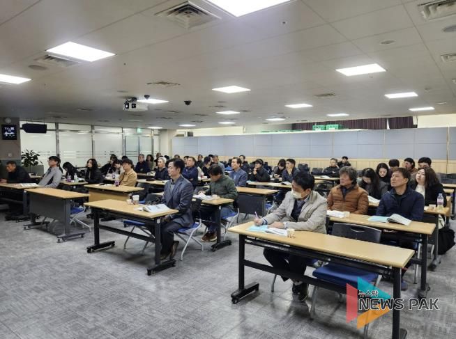 용인특례시 기흥구가 직업소개사업 종사자를 대상으로 교육을 진행했다.