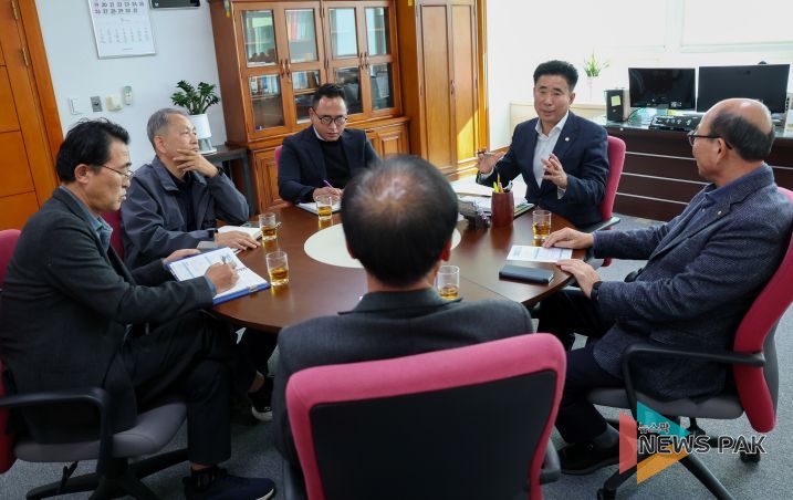 오산시의회 성길용 부의장, 생활폐기물 수집·운반 대행업체 대표들과 간담회