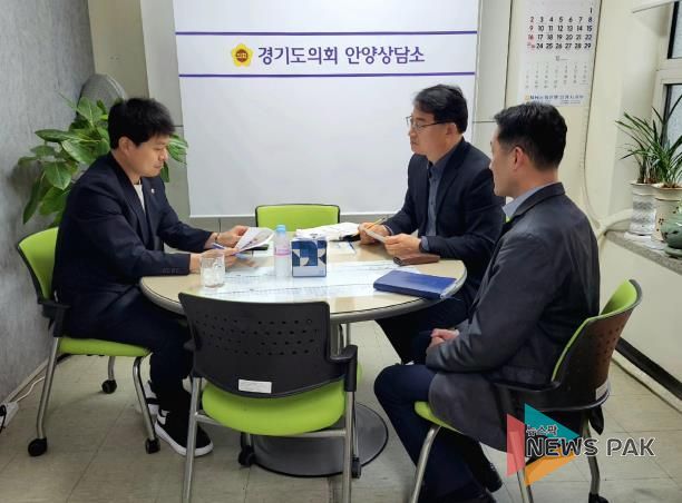 경기도의회 유영일 의원, 경기기후위성 발사 기념 행사 관련 보고 가져