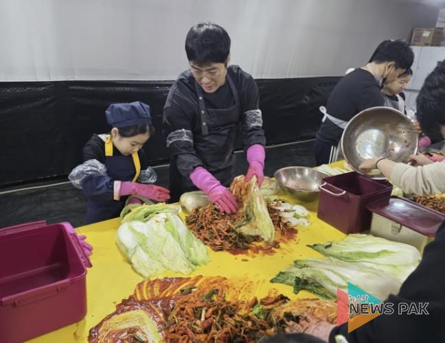 시민 100가정 참여한 ‘제5회 시흥시 로컬푸드 김장체험’ 개막