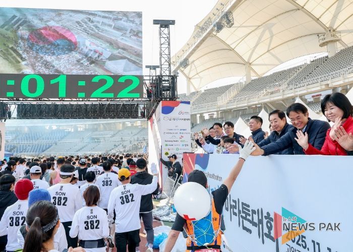 이동환 고양특례시장이 인사말을 하고 있다.