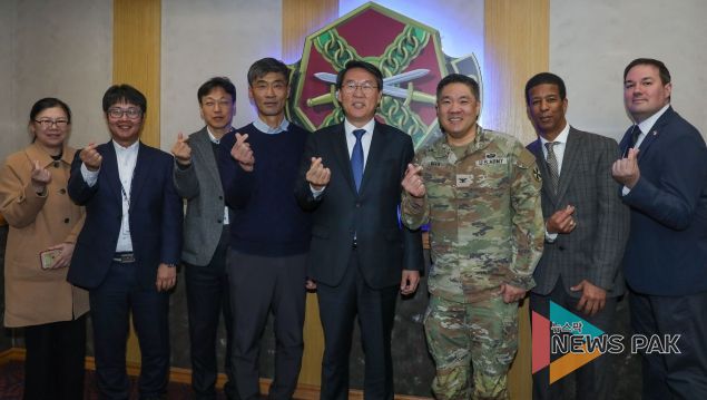 캠프 케이시 기지시설사령부 방문