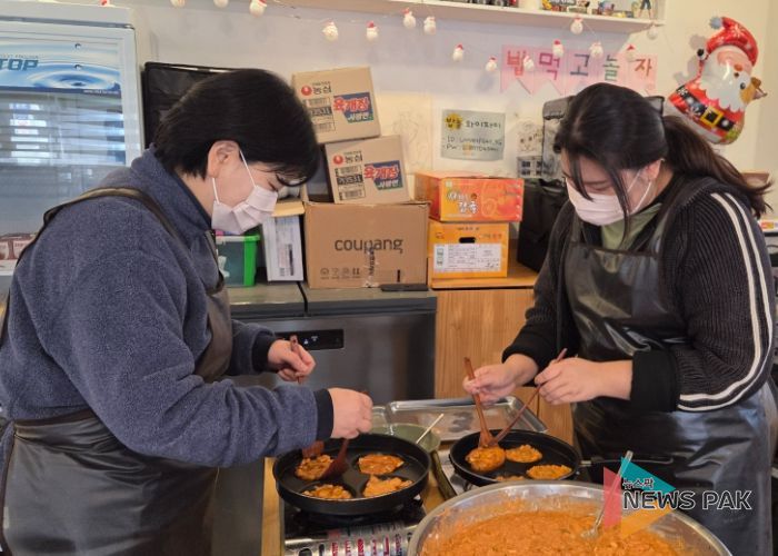 군포시청소년재단 당동청소년문화의집, 지역 아동·청소년 위한 ‘밥먹고놀자’ 도시락 포장 봉사활동 진행