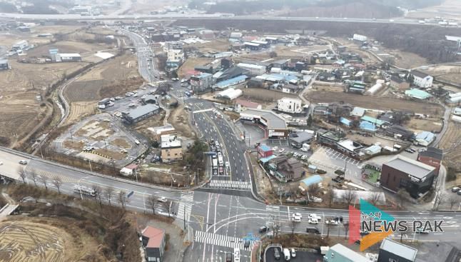 용인특례시는 처인구 포곡읍 마성리 50-6번지와 영문리 2-93번지를 잇는 연결도로(중1-45호)를 확장 개통했다