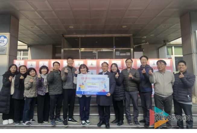 수원시 권선구 권선1동 소망교회, 깜짝 성탄선물 101박스 기탁