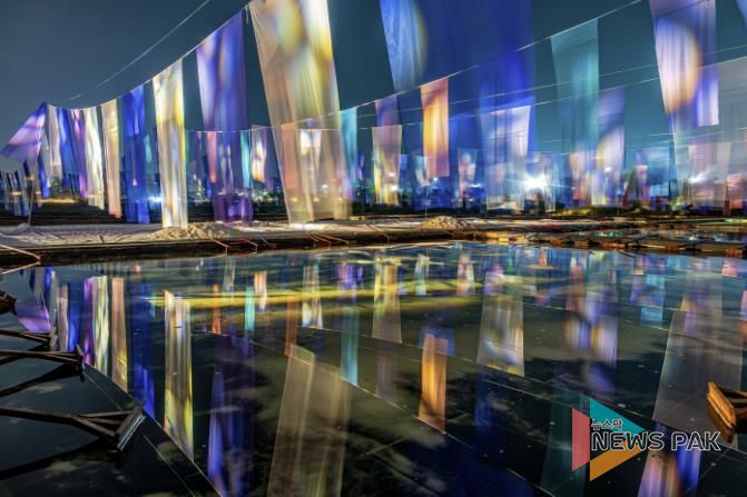 갯골축제 공연무대가 펼쳐지는 염전 모습