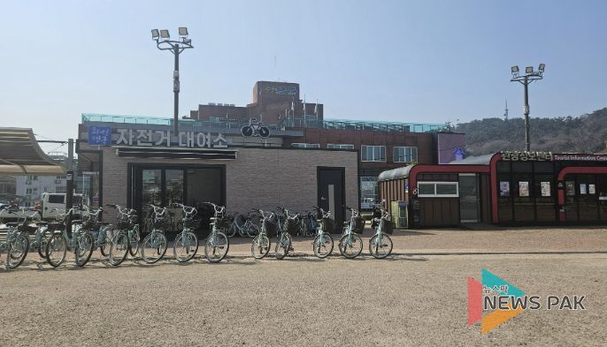 행궁동 공영자전거대여소 전경