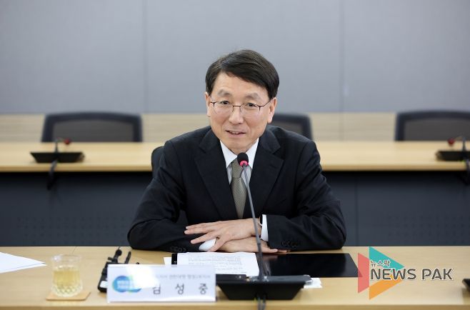 경기도, 시니어 의사 양성해 지역 공공의료 인력난 해소 추진