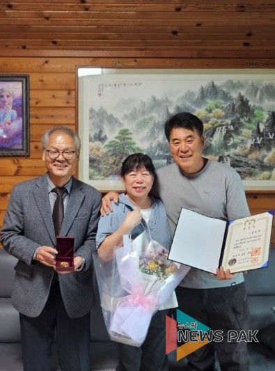 故 김흥악 지사의 외증손자 내외